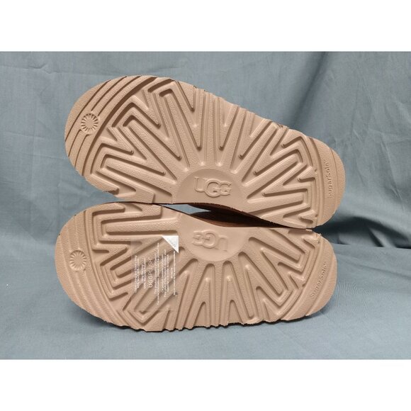 UGG Australia Kids Neumel II Boots Suede Lace-Up Chestnut Size 4 NEW IN BOX! - Picture 11 of 13